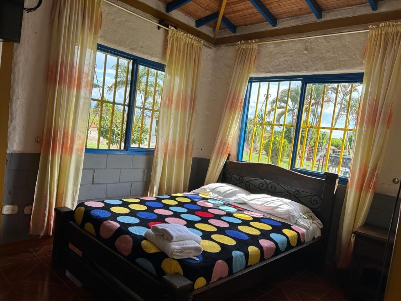Hotel Campestre Manantial Del Quindio Montenegro Eksteriør bilde